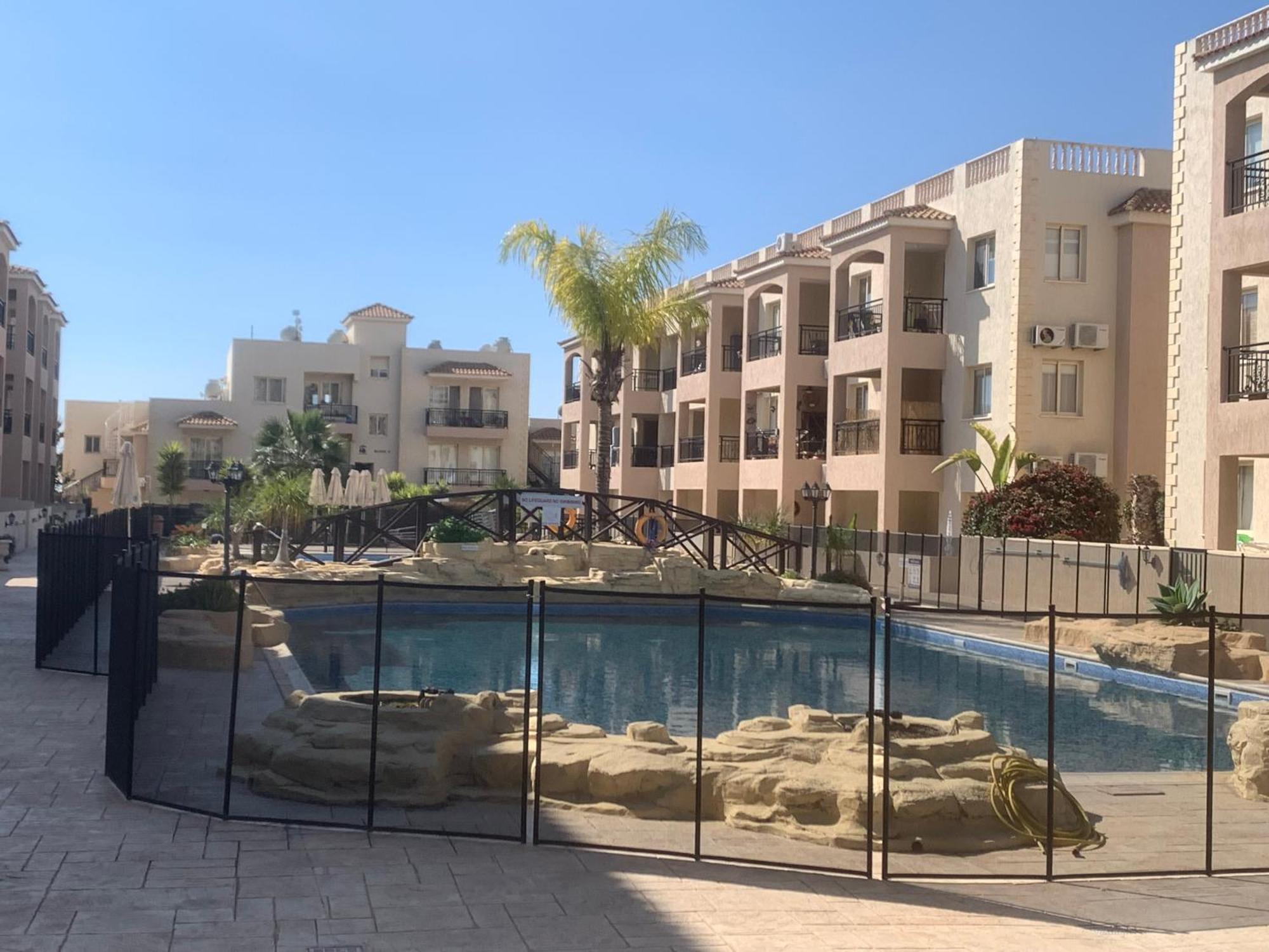 Royal Seacrest Residence Paphos Eksteriør bilde