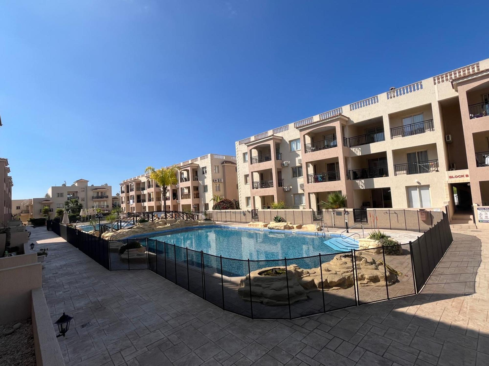 Royal Seacrest Residence Paphos Eksteriør bilde